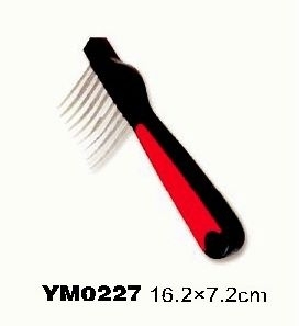 YM0227 Popular design blade pet comb