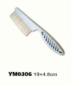 YM0306 plastic dog shape hair brush